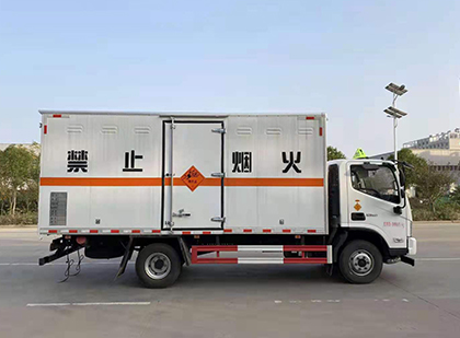 银川爆破器材运输车